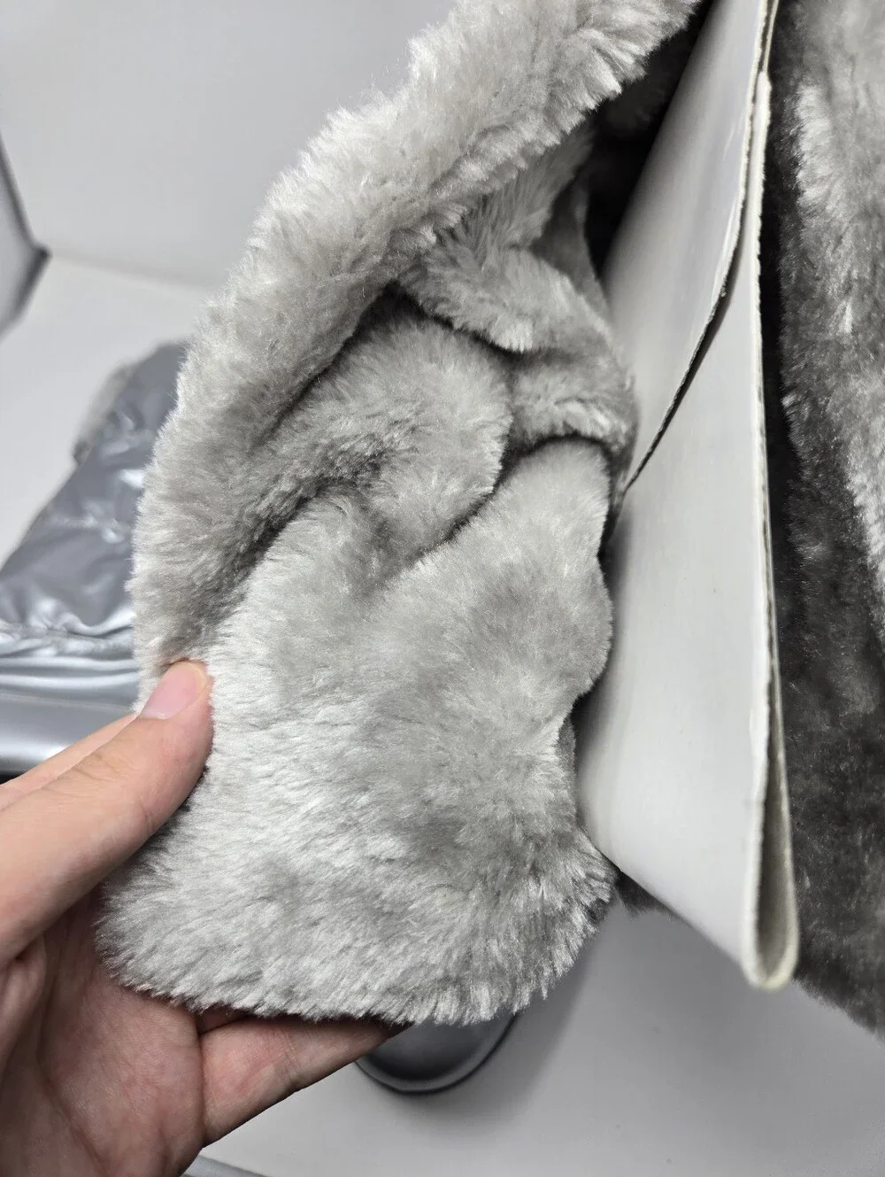totes metalic silver